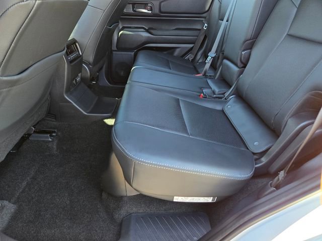 Certified 2025 Toyota Land Cruiser image 12