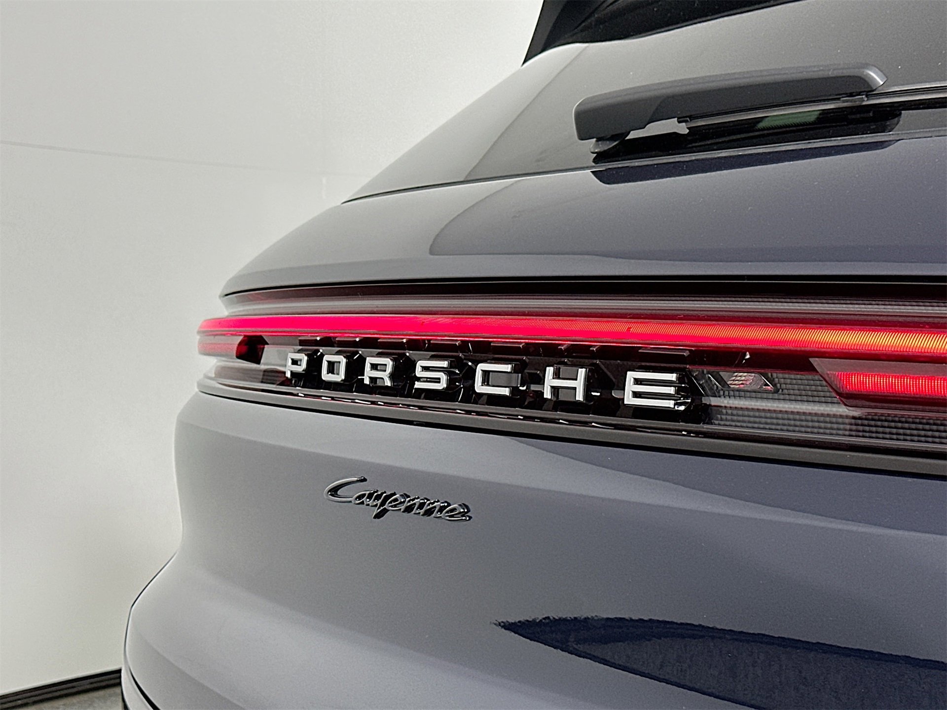 New 2026 Porsche Cayenne E-Hybrid image 17