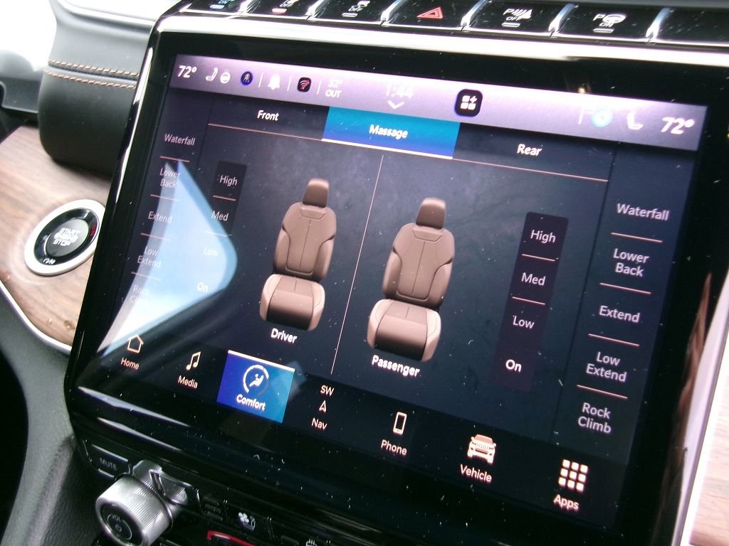 Certified 2022 Jeep Grand Cherokee Summit image 26