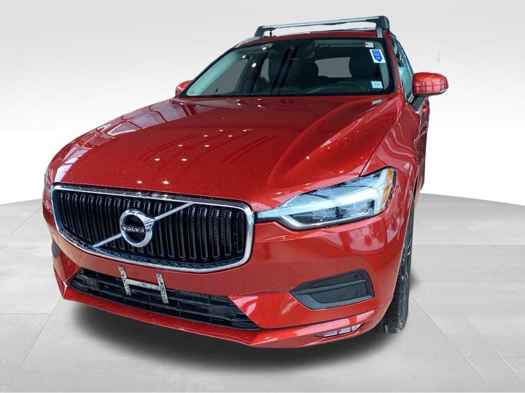 Used 2021 Volvo XC60 T6 Momentum image 5