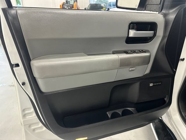 Used 2016 Toyota Sequoia Limited AWD/4WD image 27