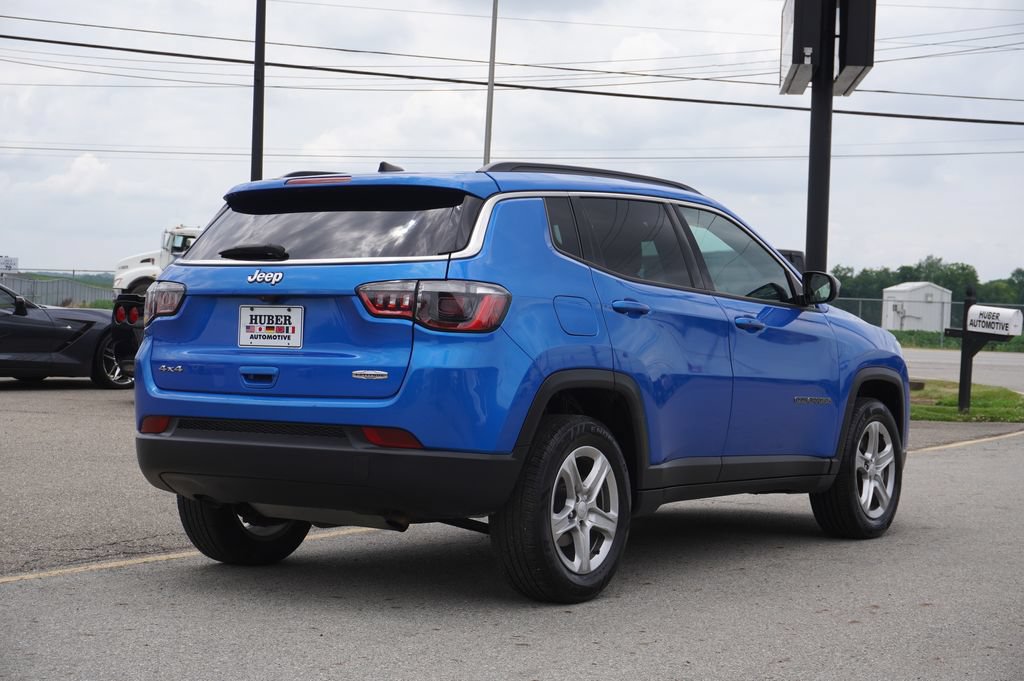 Used 2024 Jeep Compass Latitude AWD/4WD image 7