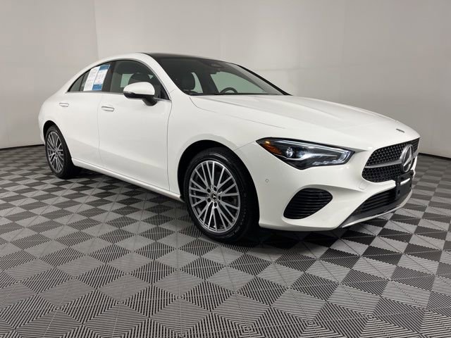 Used 2025 Mercedes-Benz CLA 250 image 2