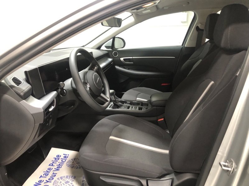 Used 2025 Hyundai Sonata SE image 17