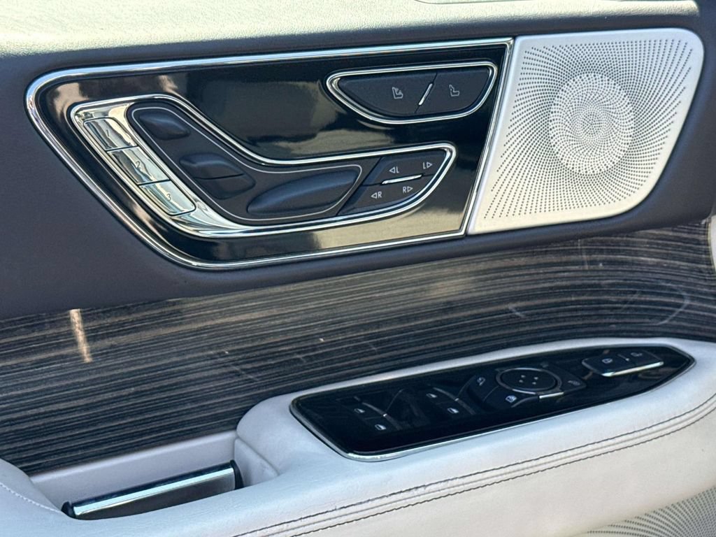 Certified 2022 Lincoln Navigator Black Label AWD/4WD image 22