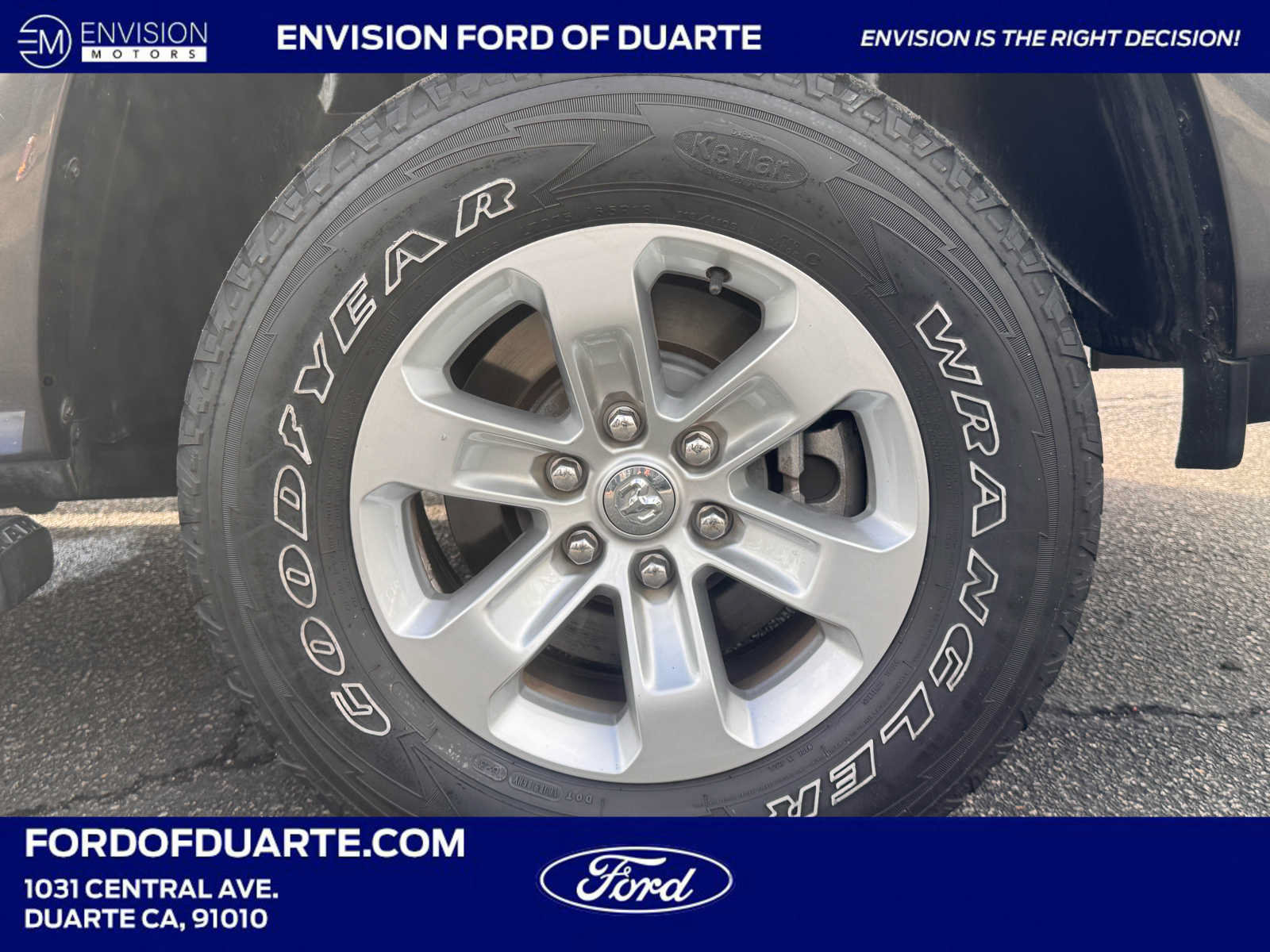Used 2020 RAM 1500 Laramie AWD/4WD image 17