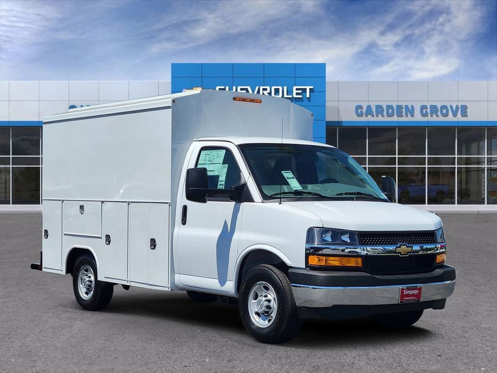New 2026 Chevrolet Express 3500 w/ Power Convenience Package RWD image 1