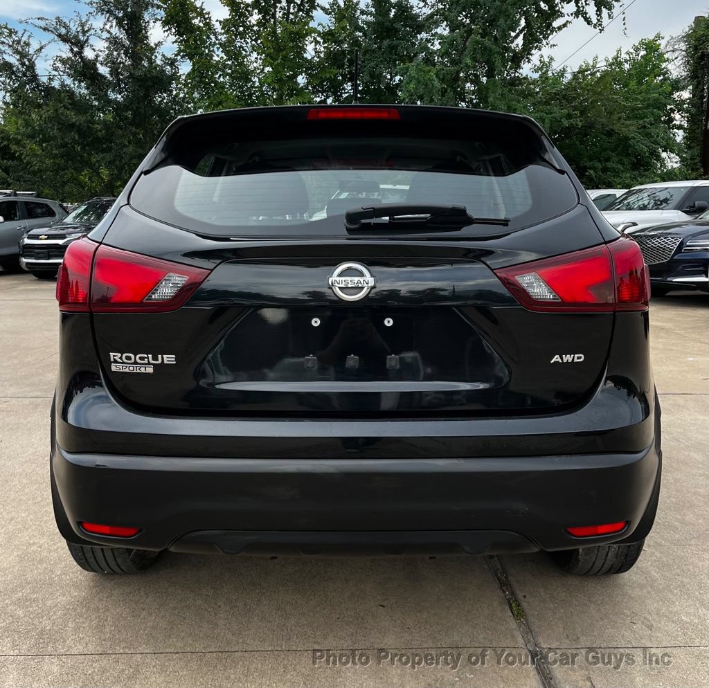 Used 2018 Nissan Rogue Sport S w/ S Appearance Package AWD/4WD image 8