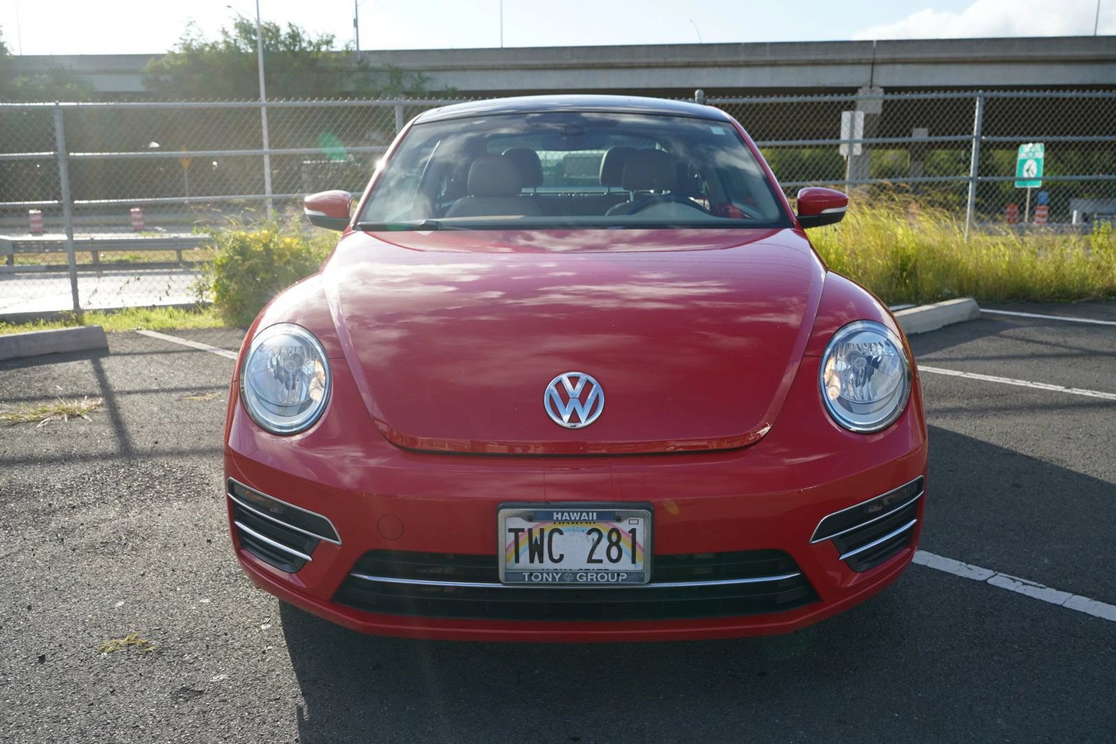 Used 2019 Volkswagen Beetle 2.0T SE FWD image 4