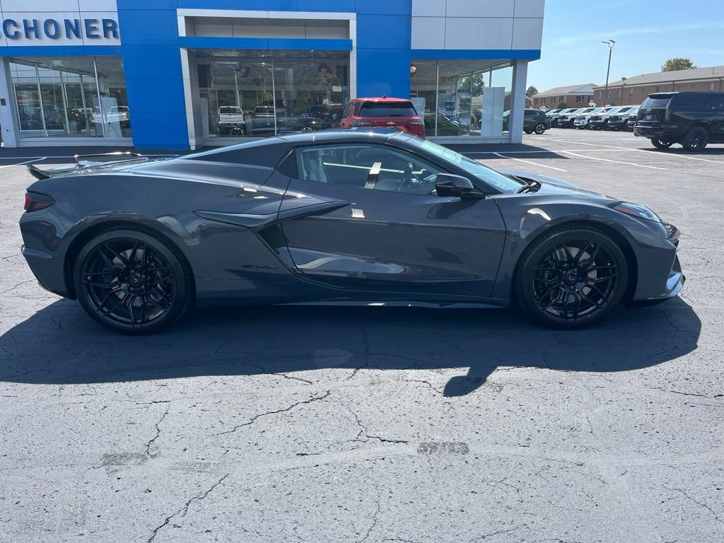 New 2027 Chevrolet Corvette Z06 RWD image 8