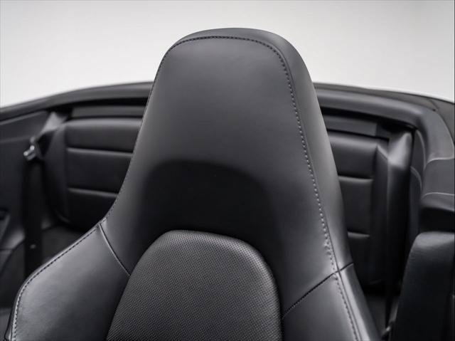 Used 2016 Porsche 911 Turbo S AWD/4WD image 28