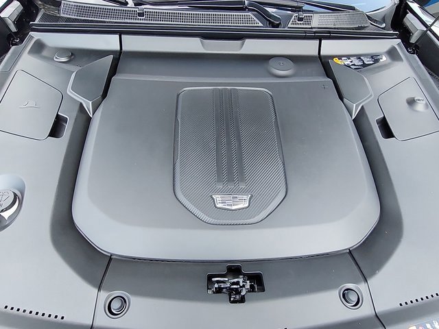 New 2026 Cadillac Lyriq V w/ LPO, Floor Liner Package image 32