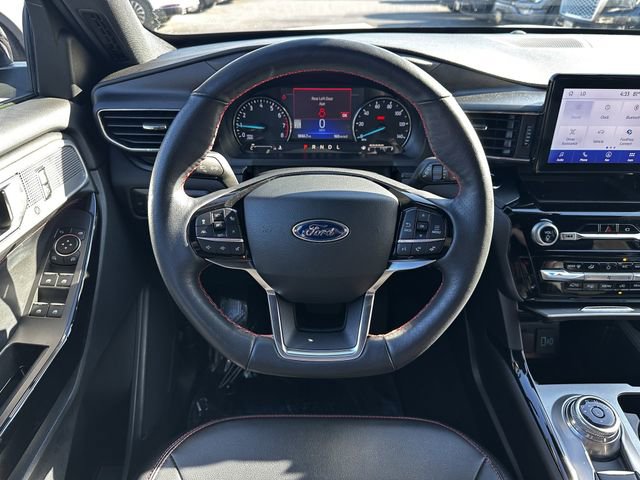 Certified 2023 Ford Explorer ST-Line image 14