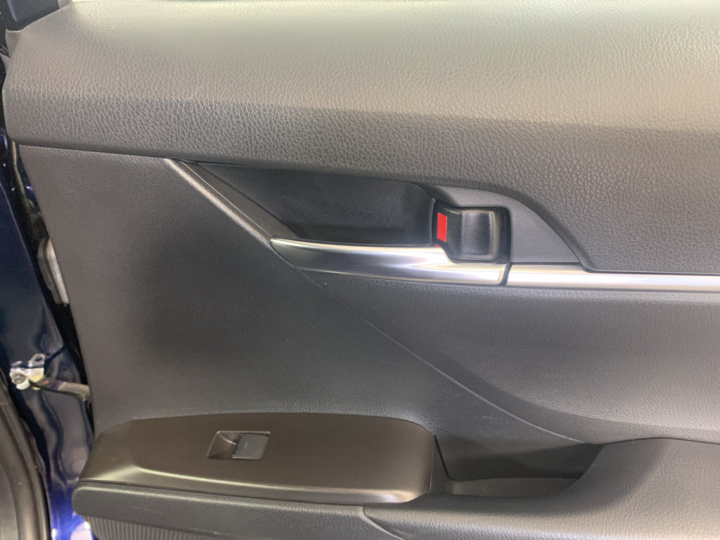 Used 2022 Toyota Camry SE FWD image 33