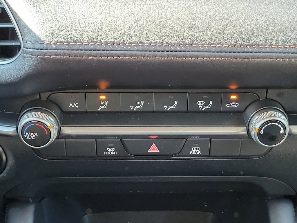 Used 2024 MAZDA MAZDA3 s image 33