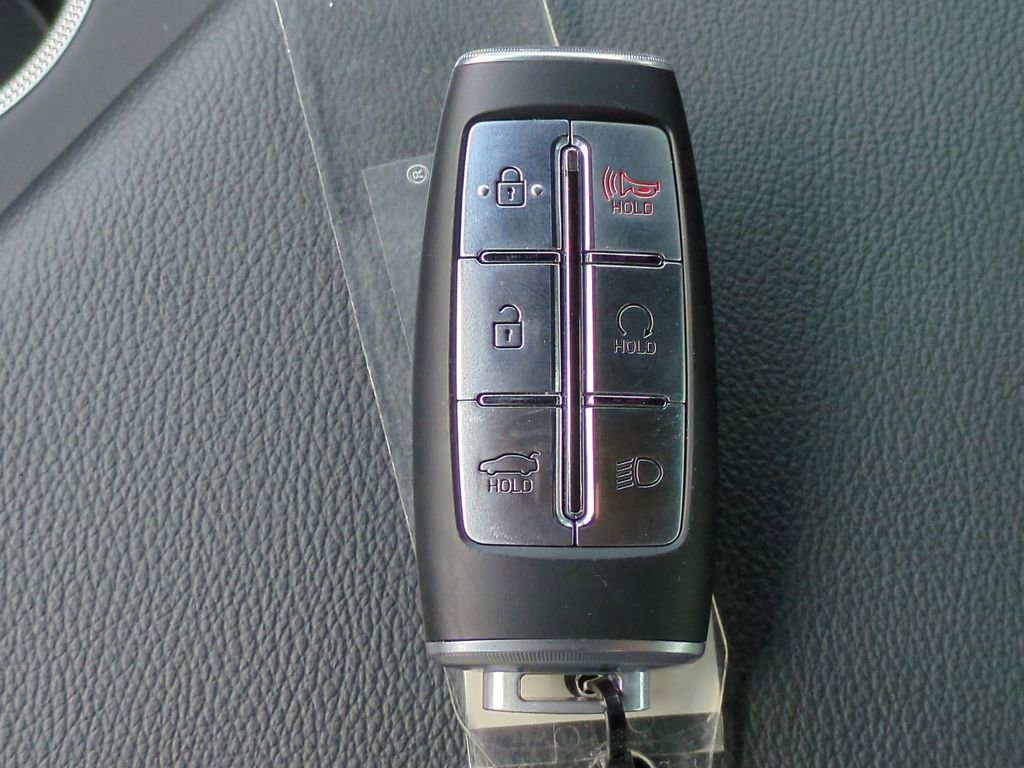 Used 2023 Genesis G70 2.0T w/ Sport Prestige Package image 19