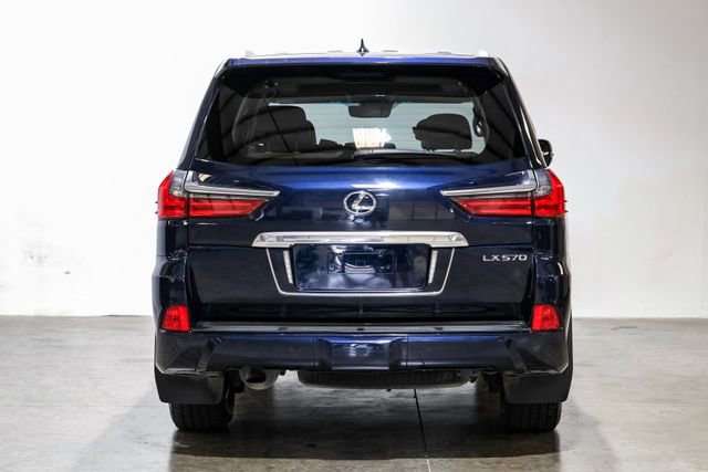 Used 2018 Lexus LX 570 4WD w/ Luxury Package image 12