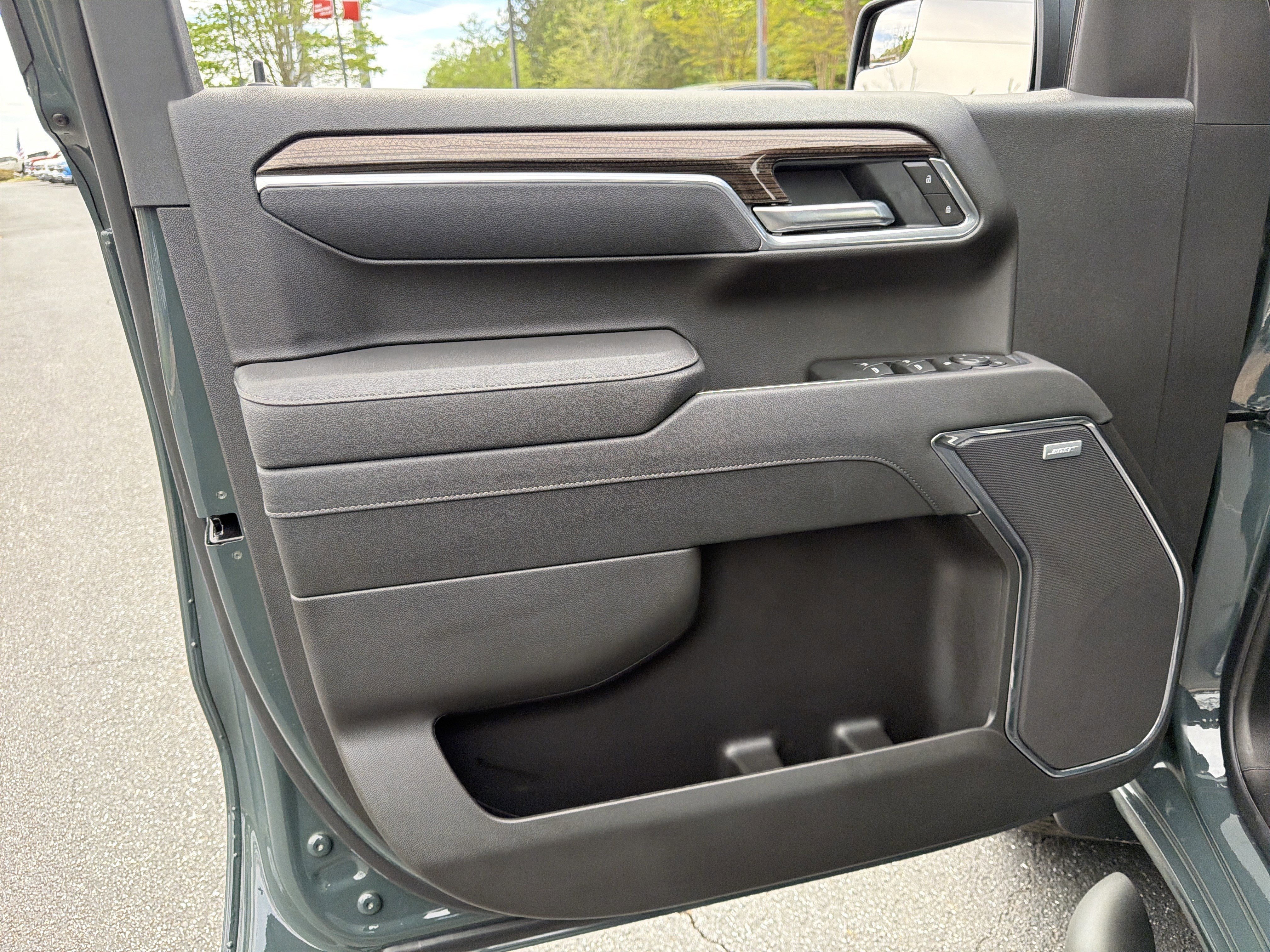 Used 2026 Chevrolet Silverado 1500 LT Trail Boss w/ Convenience Package II image 10