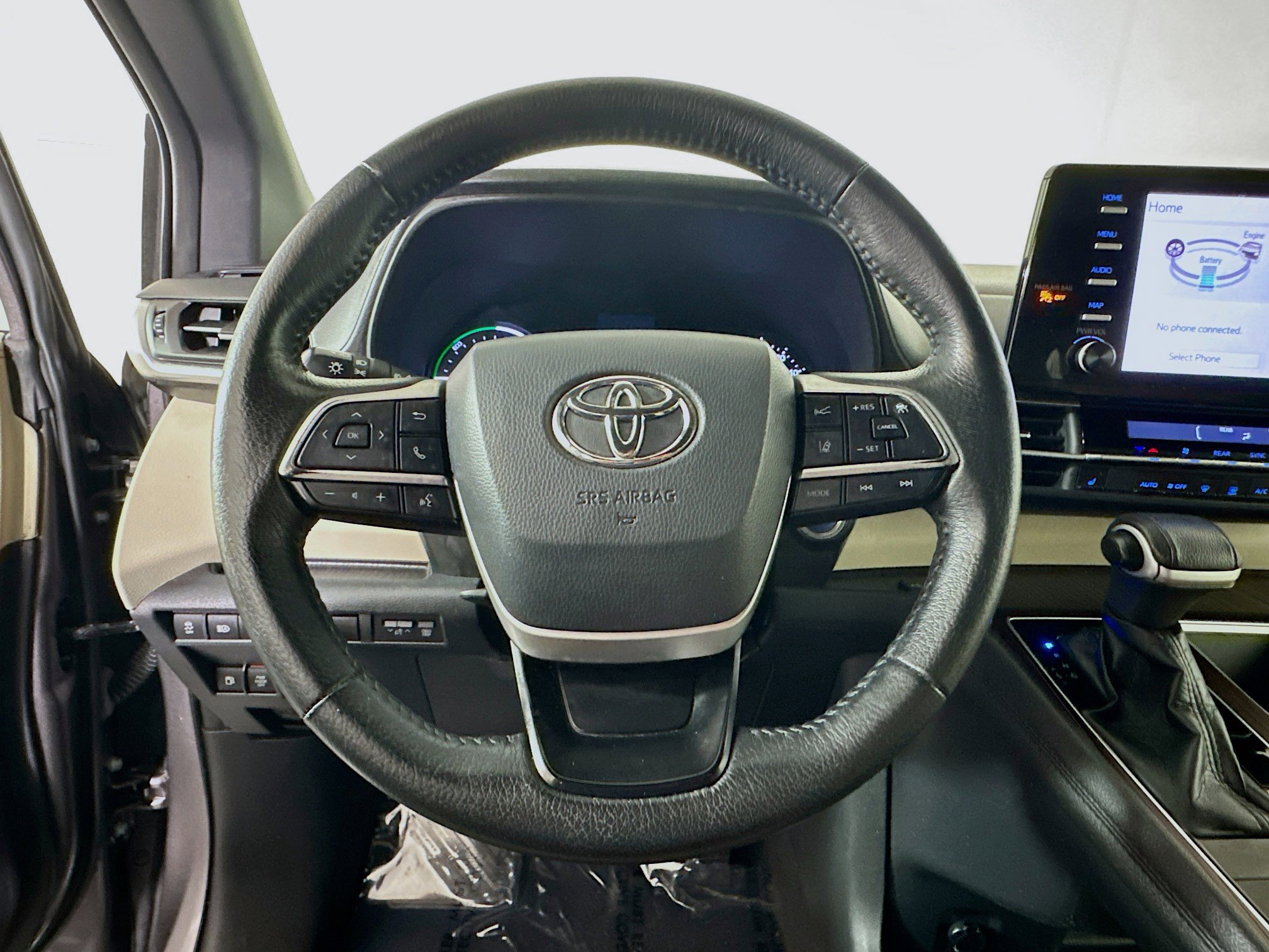 Used 2021 Toyota Sienna XLE image 15