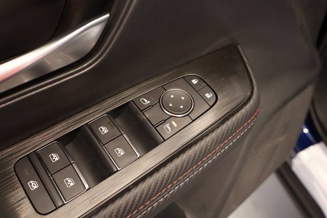 New 2026 Nissan Kicks SR AWD/4WD image 11