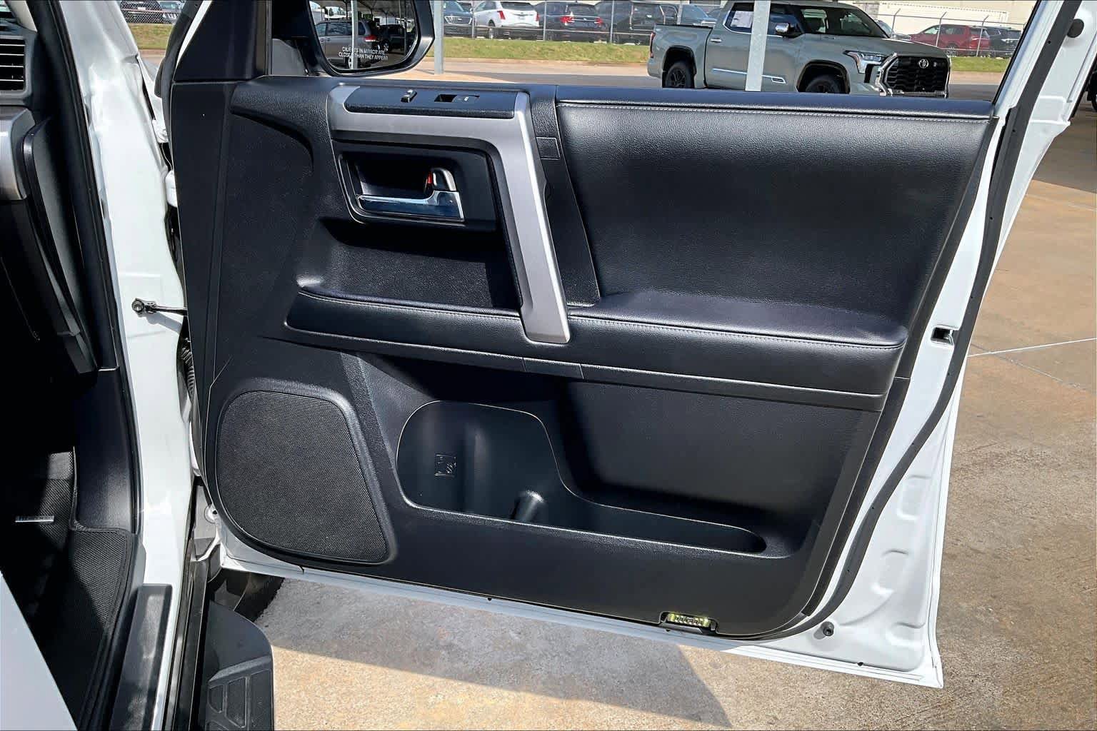 Used 2024 Toyota 4Runner SR5 Premium w/ Moonroof Package AWD/4WD image 27