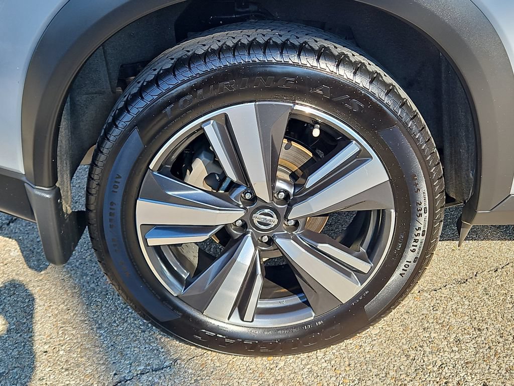 Used 2021 Nissan Rogue SL w/ Premium Package FWD image 5
