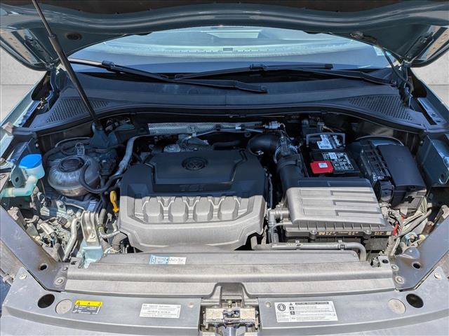 Used 2019 Volkswagen Tiguan SE w/ Panoramic Sunroof Package FWD image 24