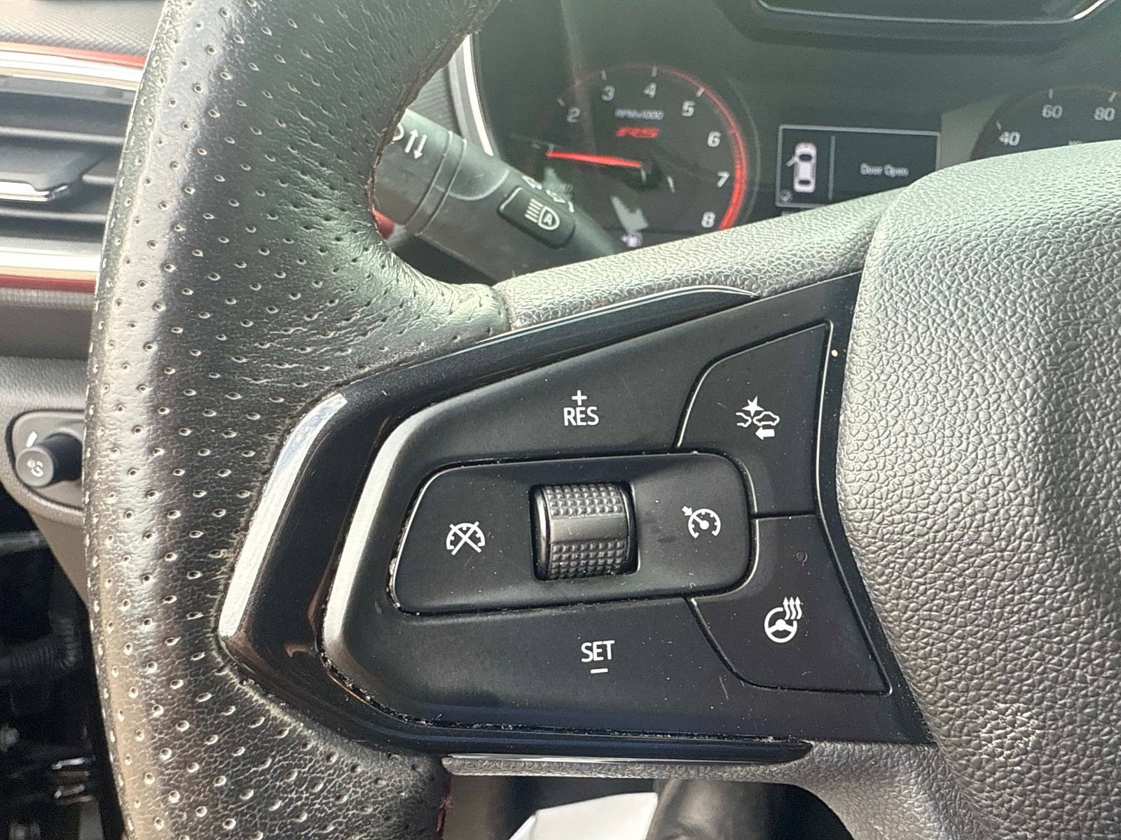 Used 2022 Chevrolet TrailBlazer RS FWD image 28