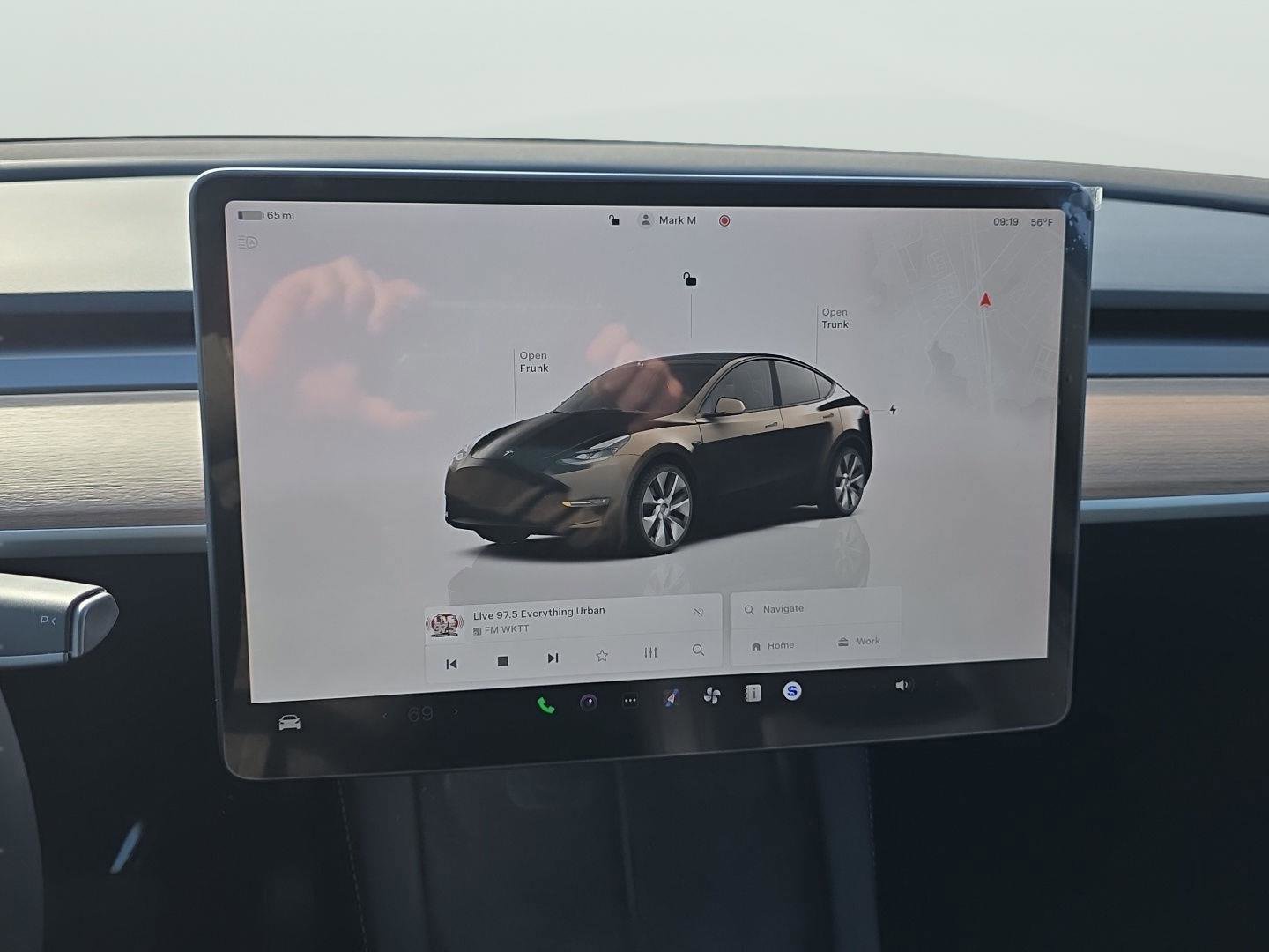 Used 2024 Tesla Model Y Long Range image 33