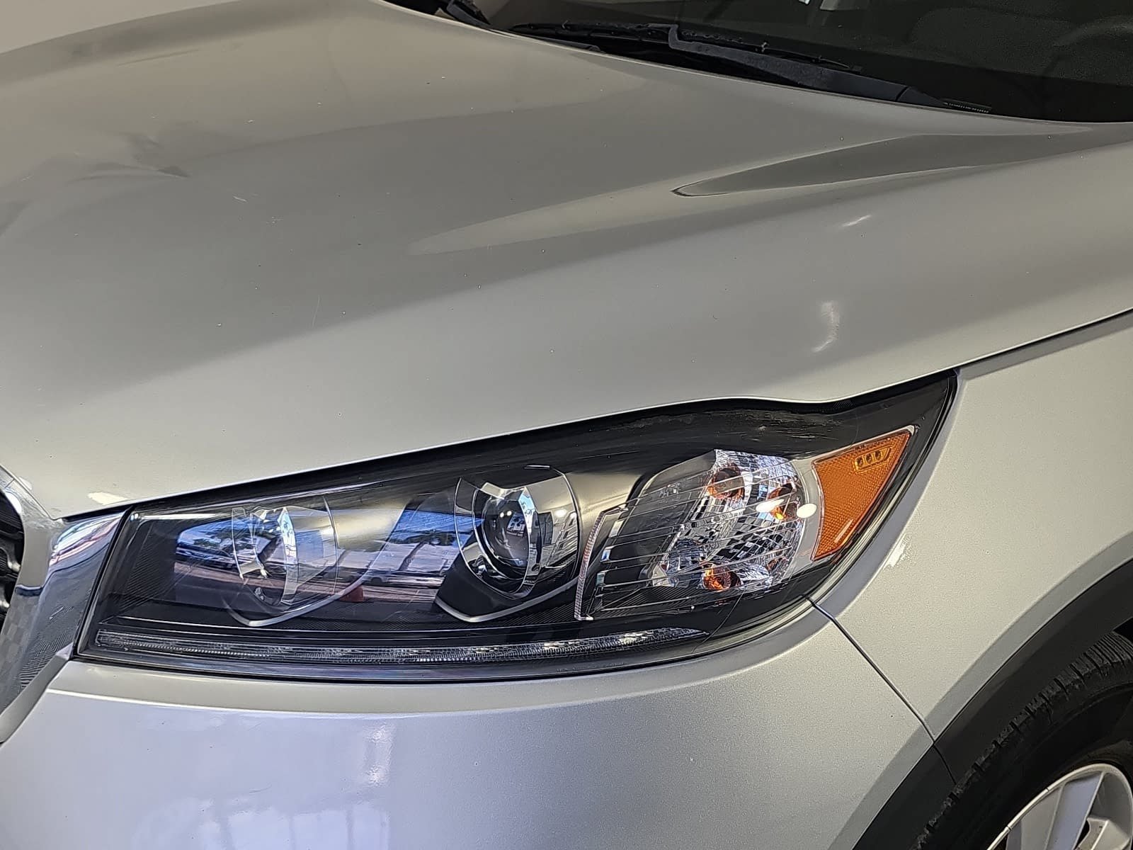 Used 2020 Kia Sorento LX FWD image 27
