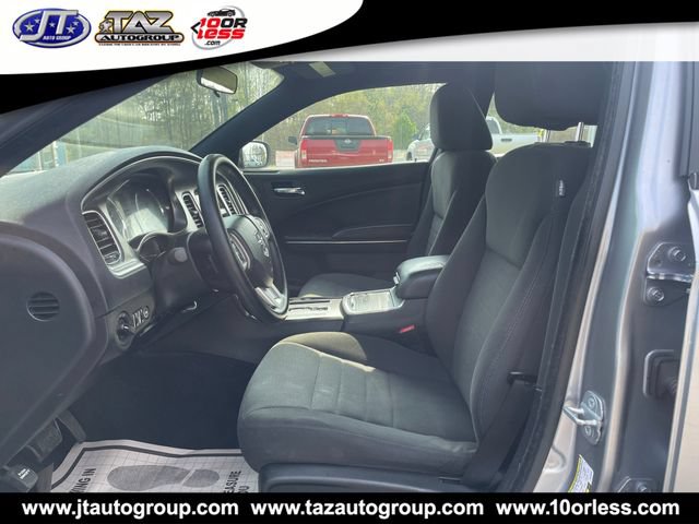 Used 2014 Dodge Charger SE RWD image 10