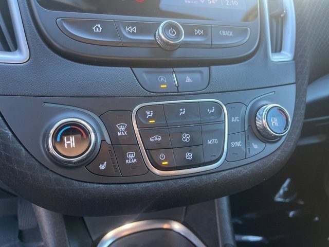 Used 2023 Chevrolet Malibu LT image 28