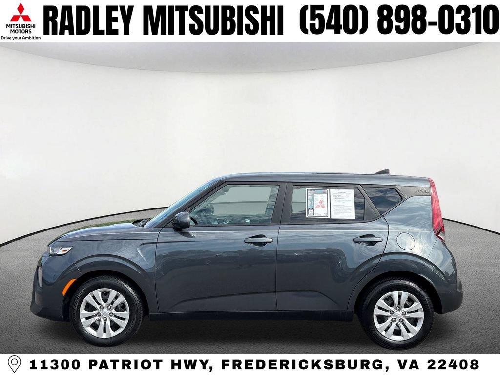 Used 2021 Kia Soul LX FWD image 16
