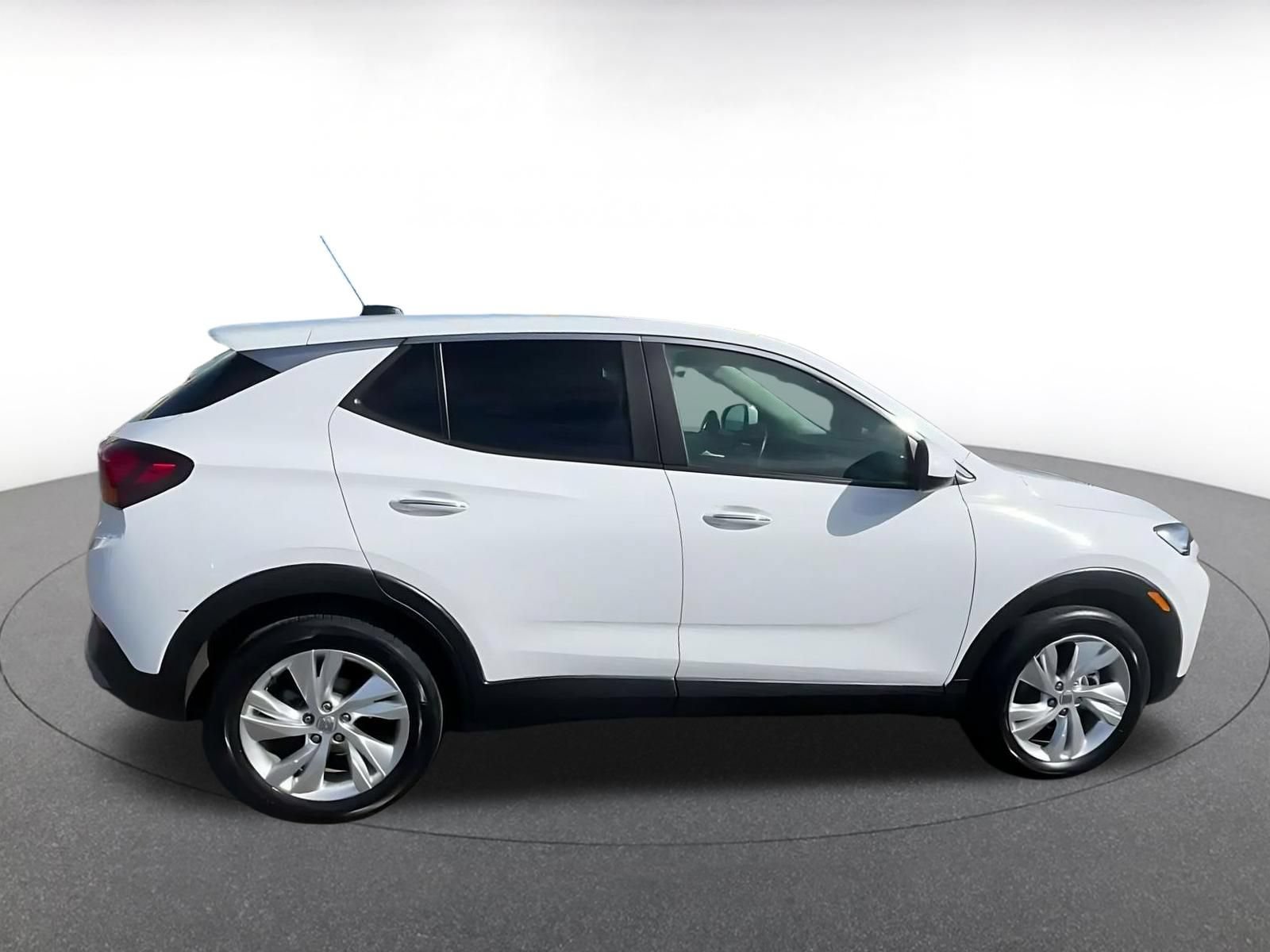 Used 2025 Buick Encore GX Preferred FWD image 15
