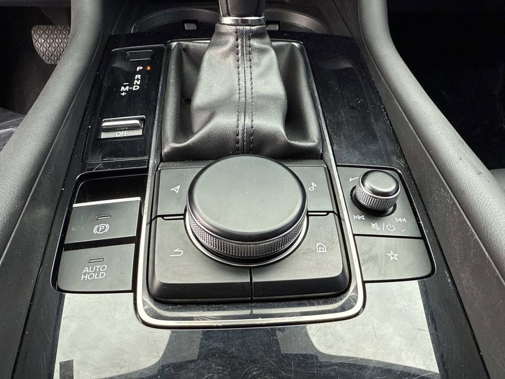 Used 2021 MAZDA MAZDA3 s image 34