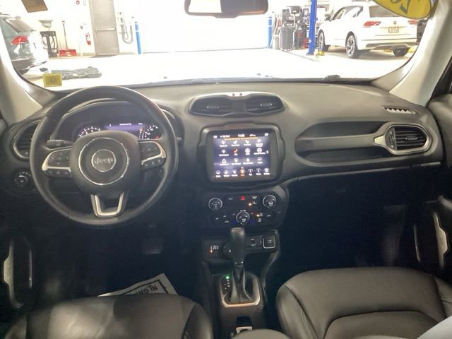 Used 2023 Jeep Renegade Limited image 17