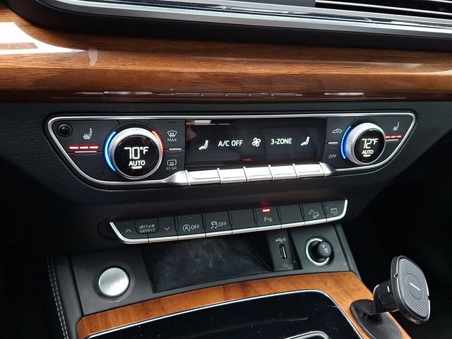 Used 2022 Audi Q5 2.0T Premium Plus image 16