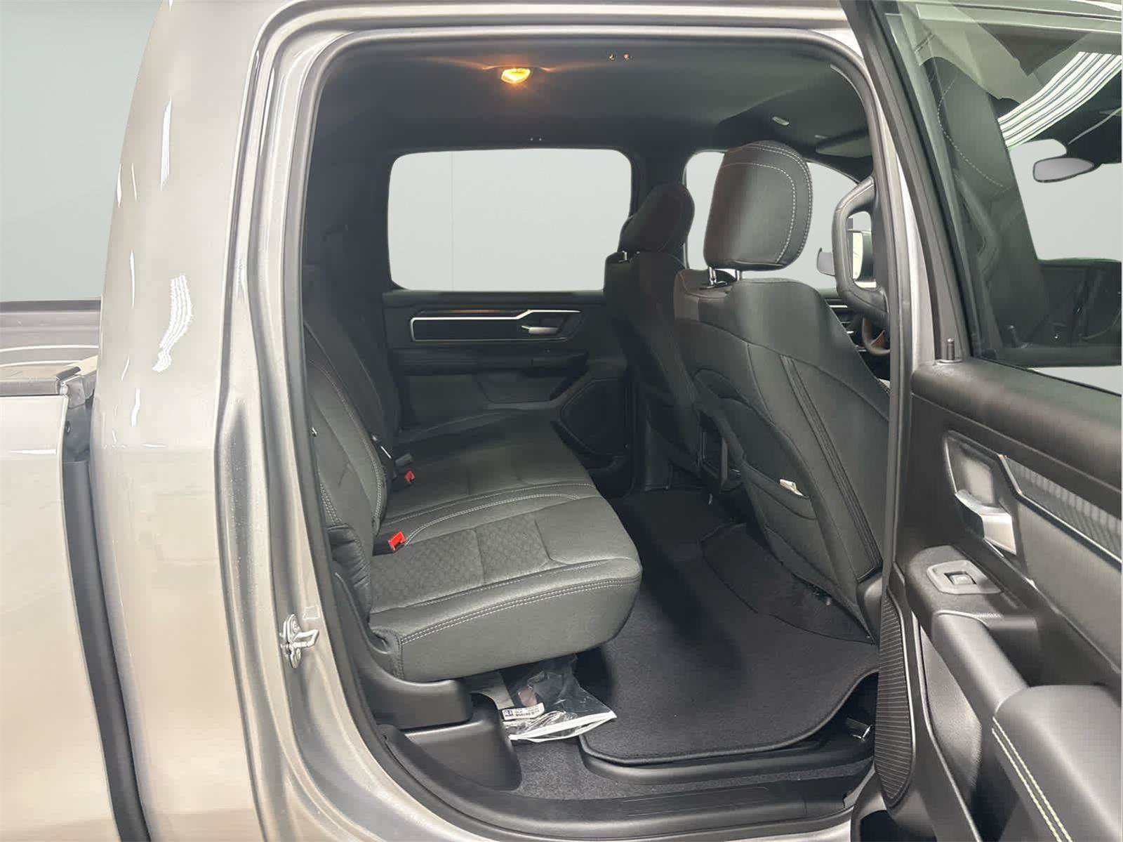 New 2026 RAM 1500 Big Horn AWD/4WD image 25