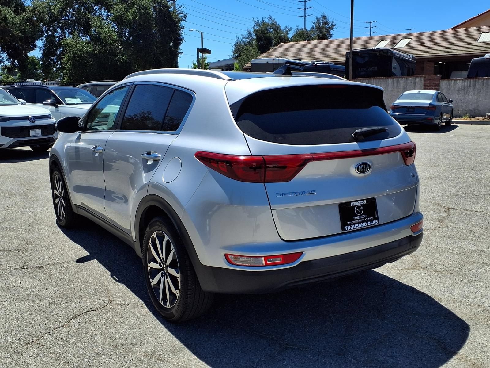 Used 2017 Kia Sportage EX w/ EX Premium Package FWD image 4