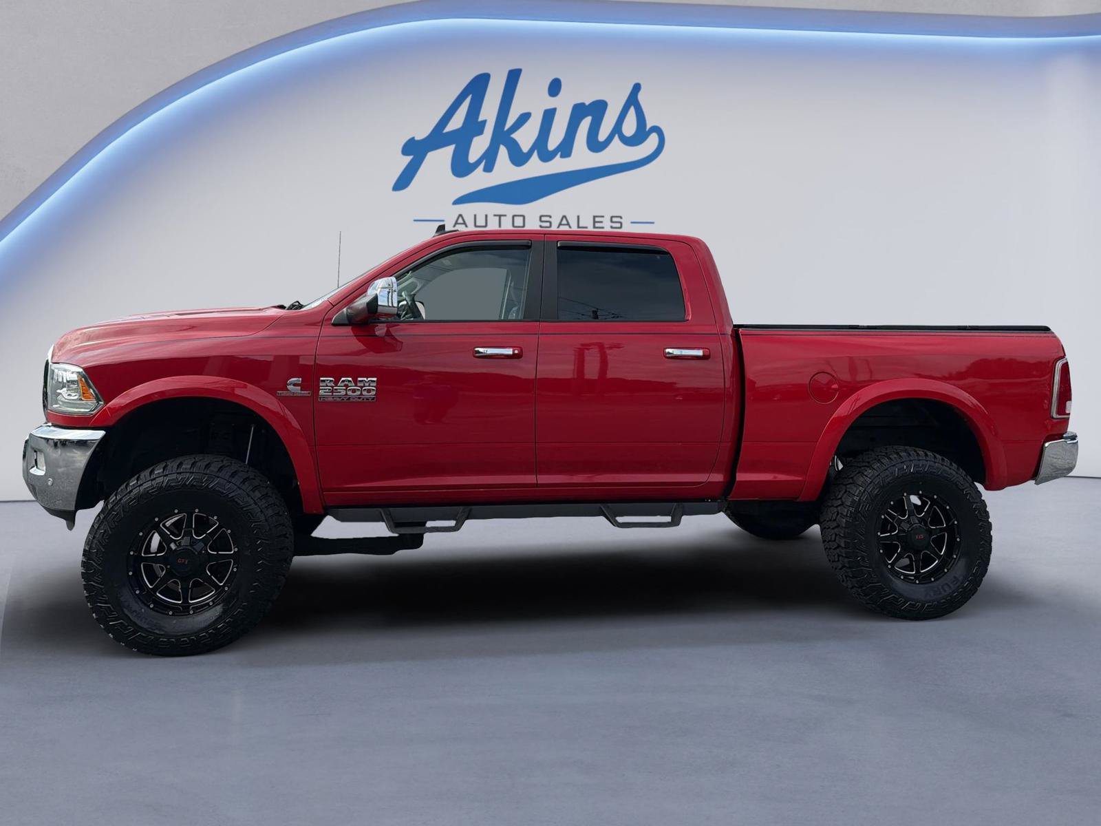 Used 2017 RAM 2500 Laramie AWD/4WD image 4