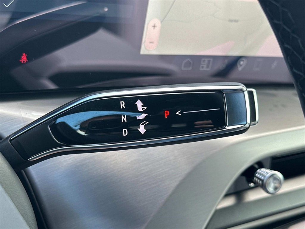 New 2026 Cadillac Vistiq Sport w/ LPO, Floor Liner Package image 16