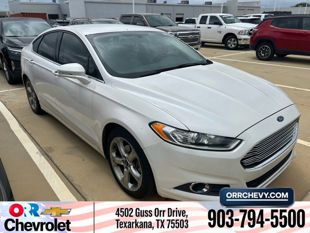 Used 2014 Ford Fusion SE FWD image 1