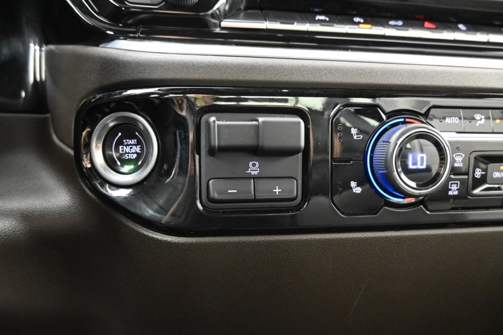 Used 2022 Chevrolet Silverado 1500 LT image 30