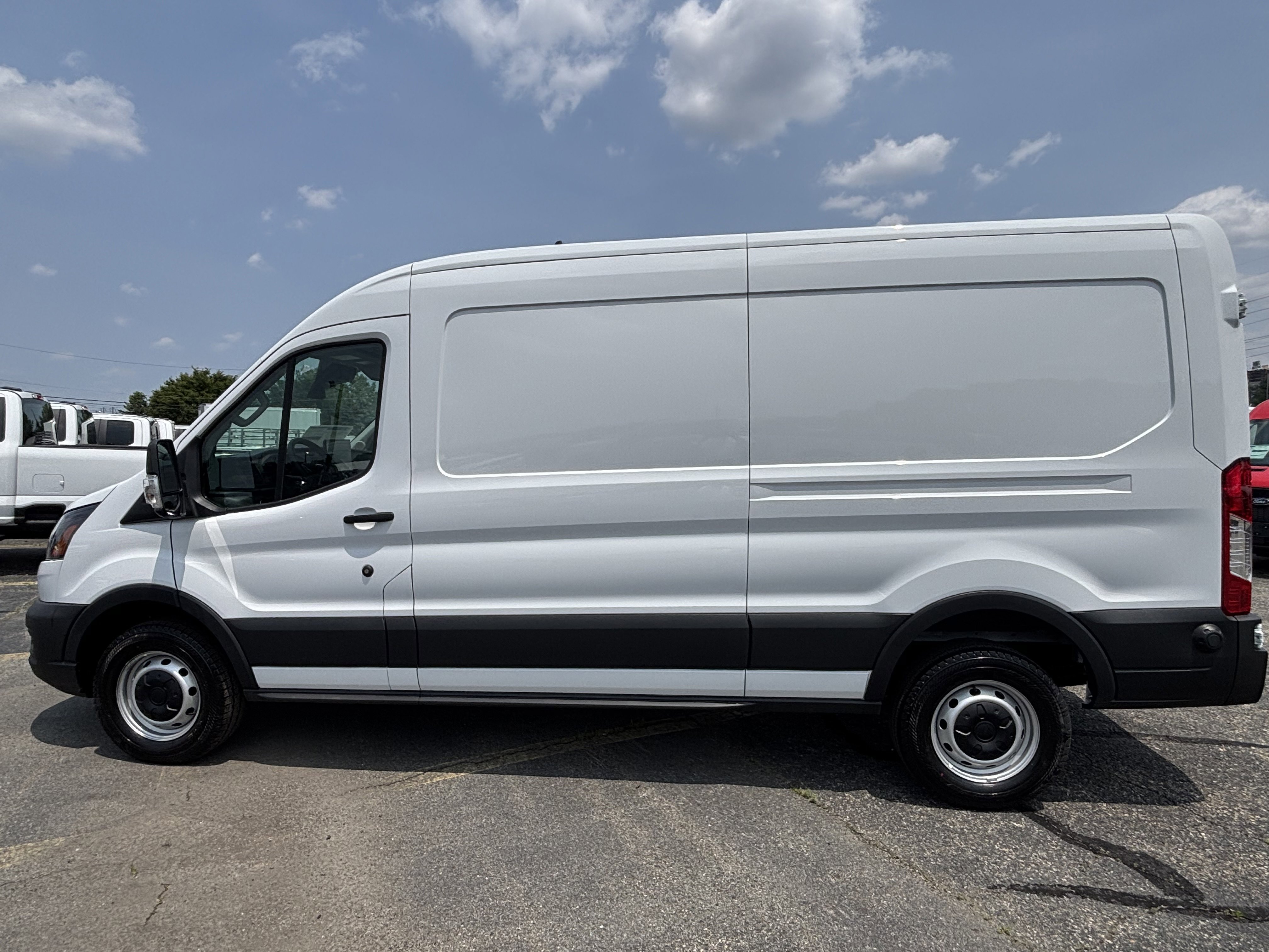 New 2025 Ford Transit 250 148 Medium Roof w/ Load Area Protection Package image 4