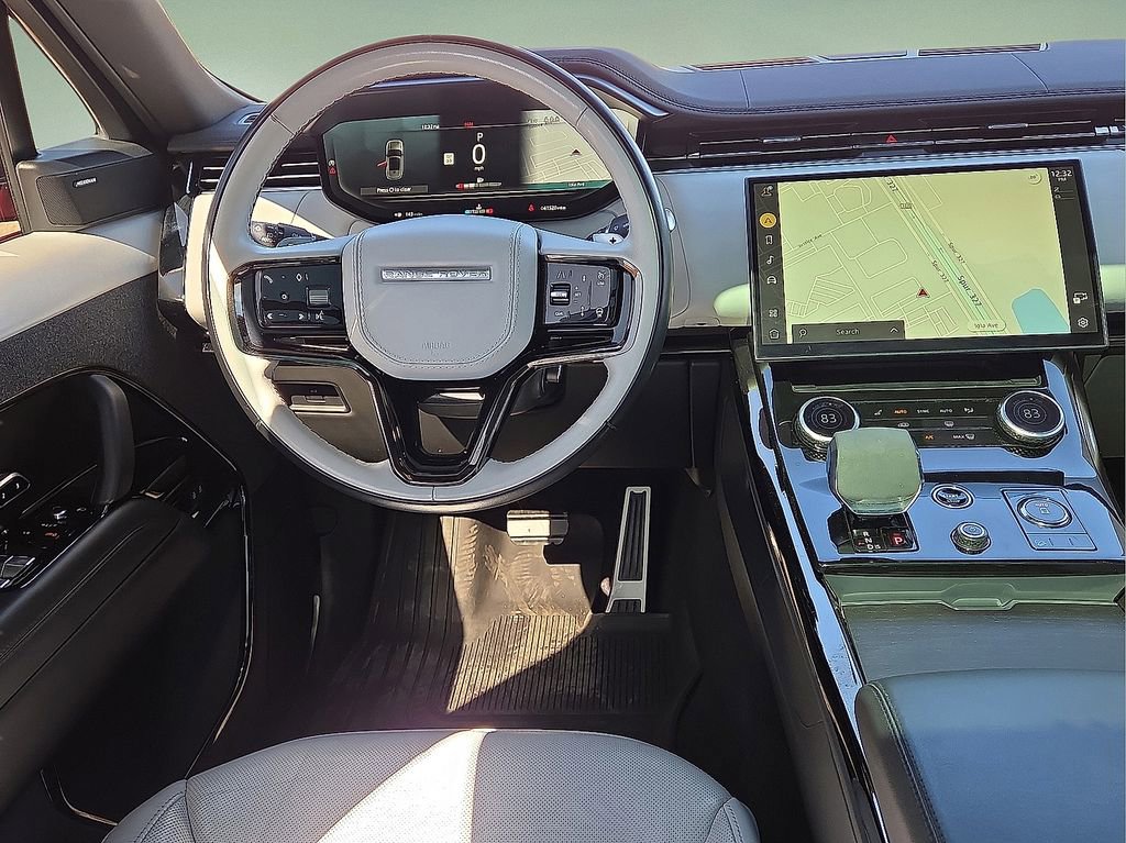 Used 2023 Land Rover Range Rover Sport SE Dynamic image 20