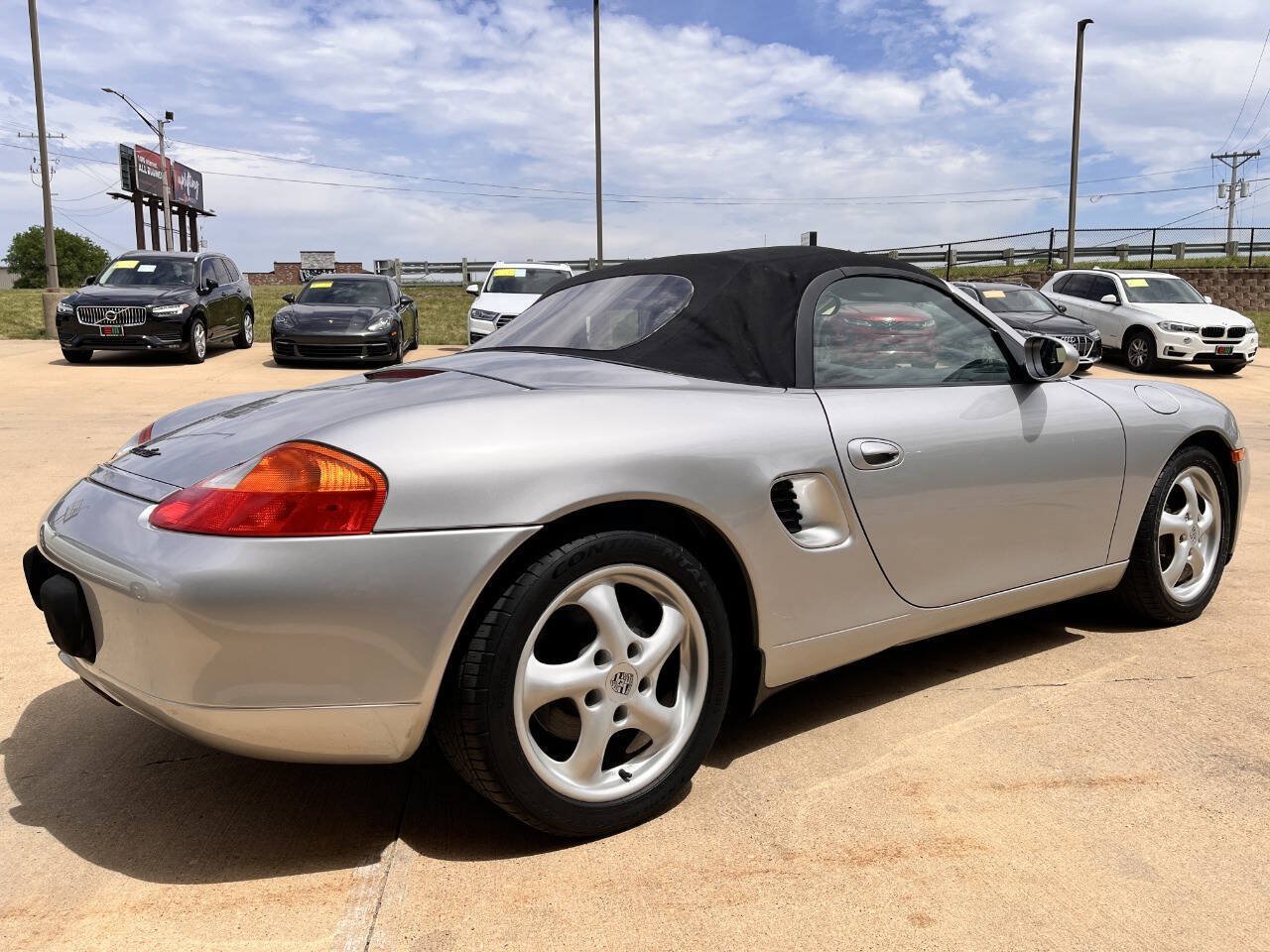 Used 1998 Porsche Boxster RWD image 12