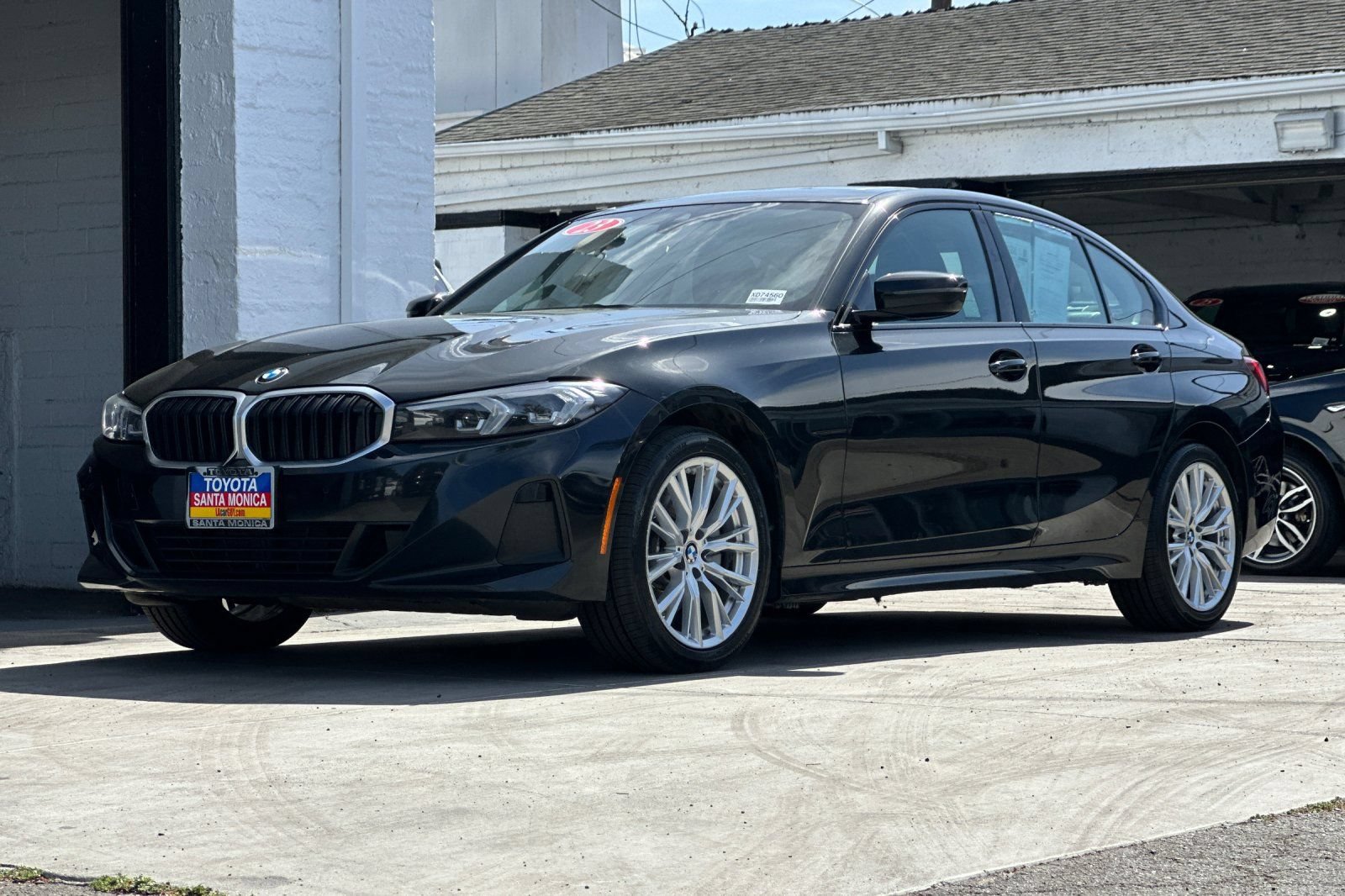 Used 2023 BMW 330i xDrive Sedan w/ Driving Assistance Package AWD/4WD image 8