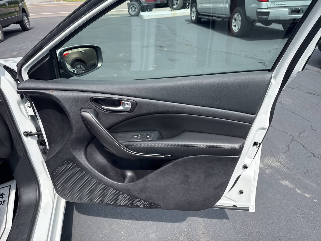 Used 2013 Dodge Dart Limited FWD image 24