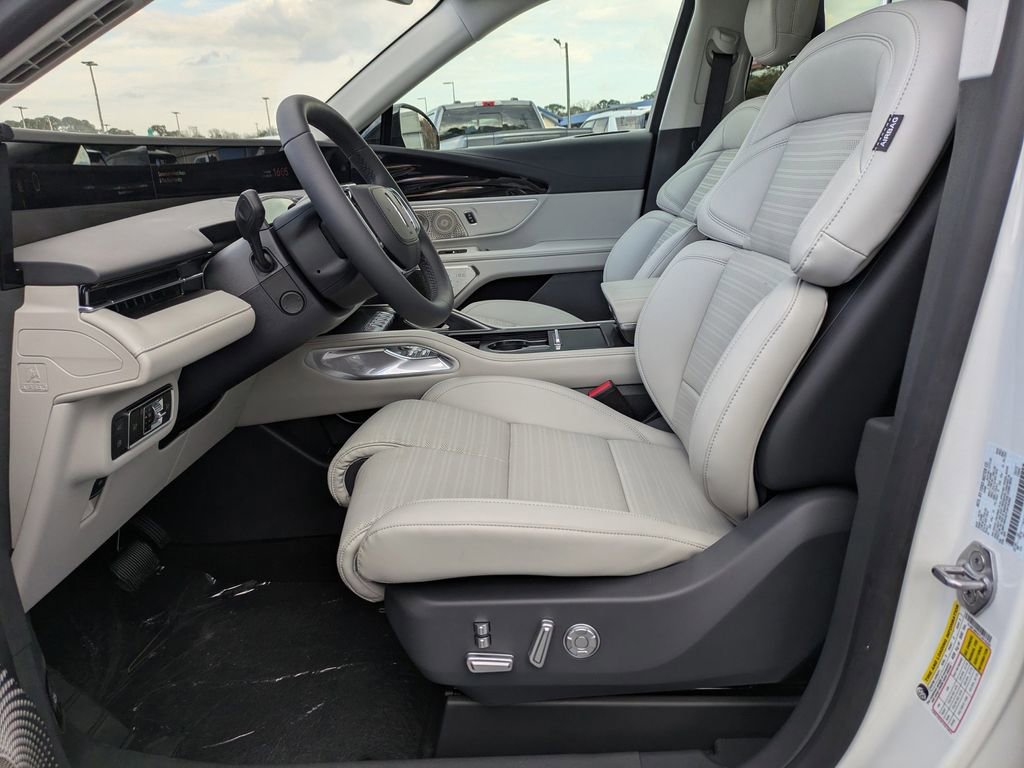 New 2026 Lincoln Nautilus Reserve image 21