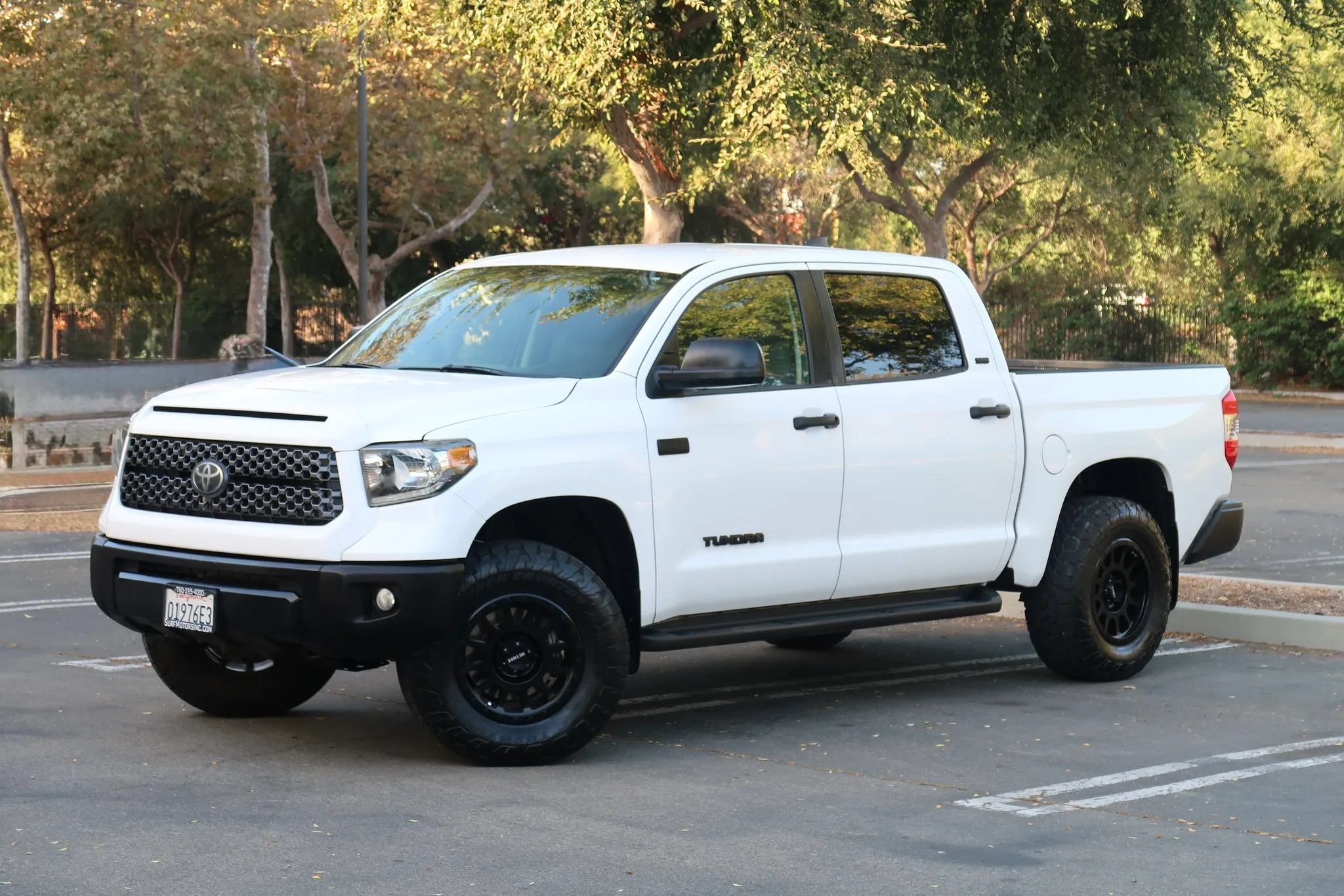 Used 2020 Toyota Tundra SR5 AWD/4WD image 4